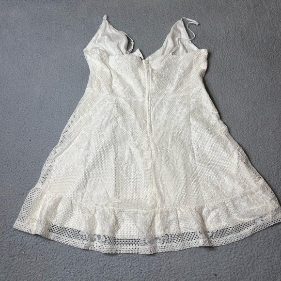 Speechless Dress Juniors XL Cream Lace Ruffled‎ Spaghetti Strap Mini NEW - Picture 3 of 11